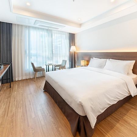 The Mains Hotel تشيونان المظهر الخارجي الصورة