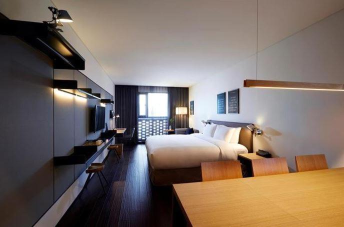 The Mains Hotel تشيونان المظهر الخارجي الصورة