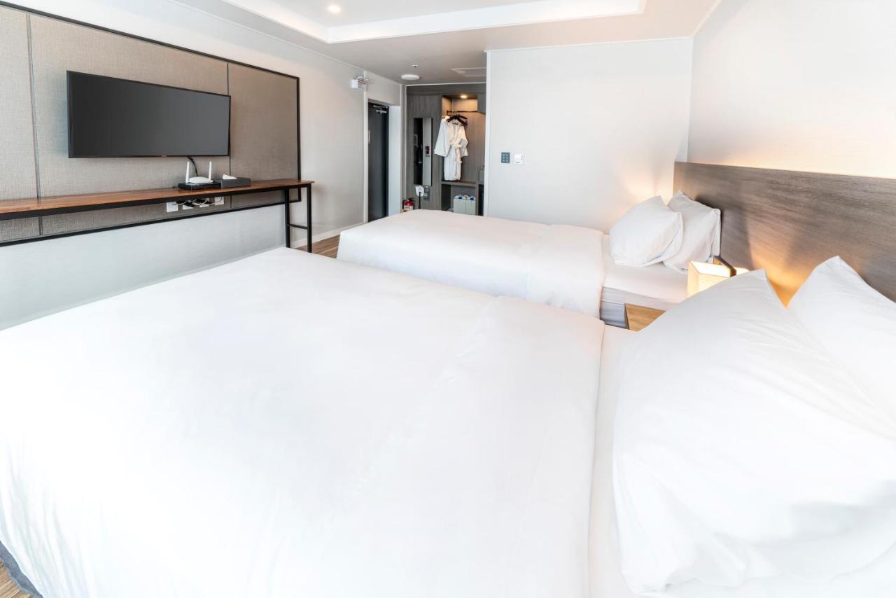 The Mains Hotel تشيونان المظهر الخارجي الصورة
