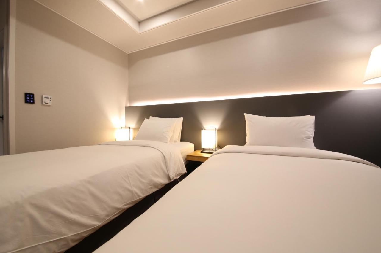The Mains Hotel تشيونان المظهر الخارجي الصورة